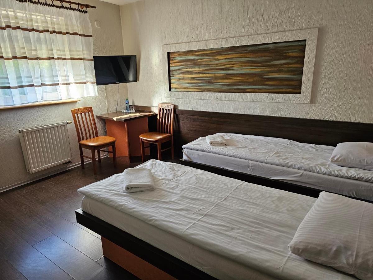 Bed and Breakfast "Zacisze" Згеж Экстерьер фото