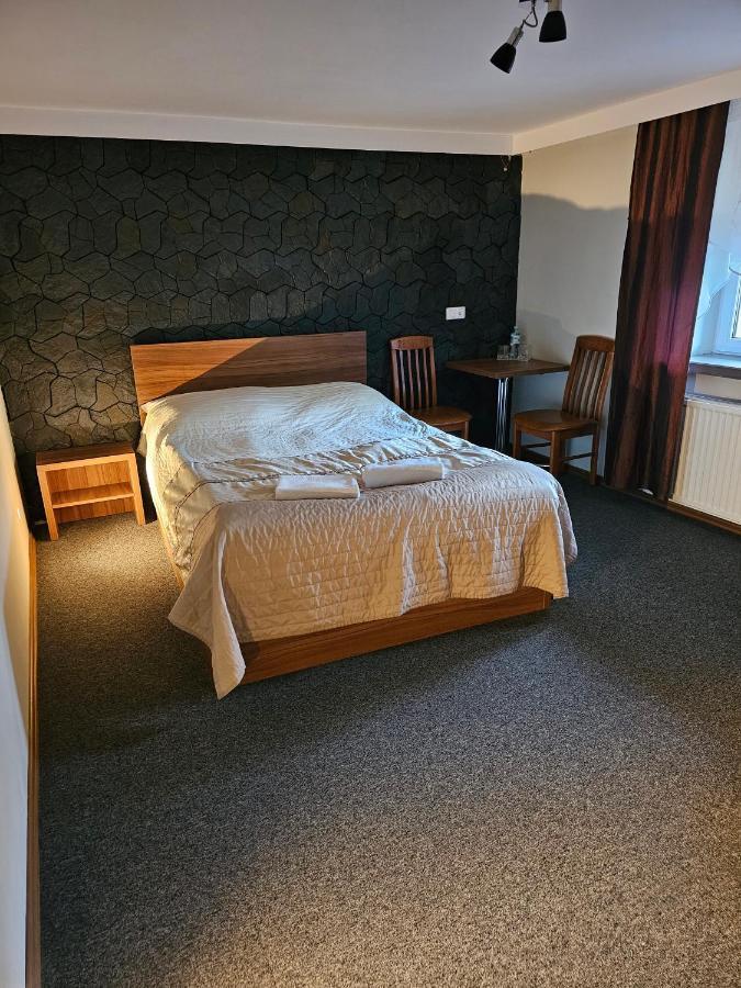 Bed and Breakfast "Zacisze" Згеж Экстерьер фото