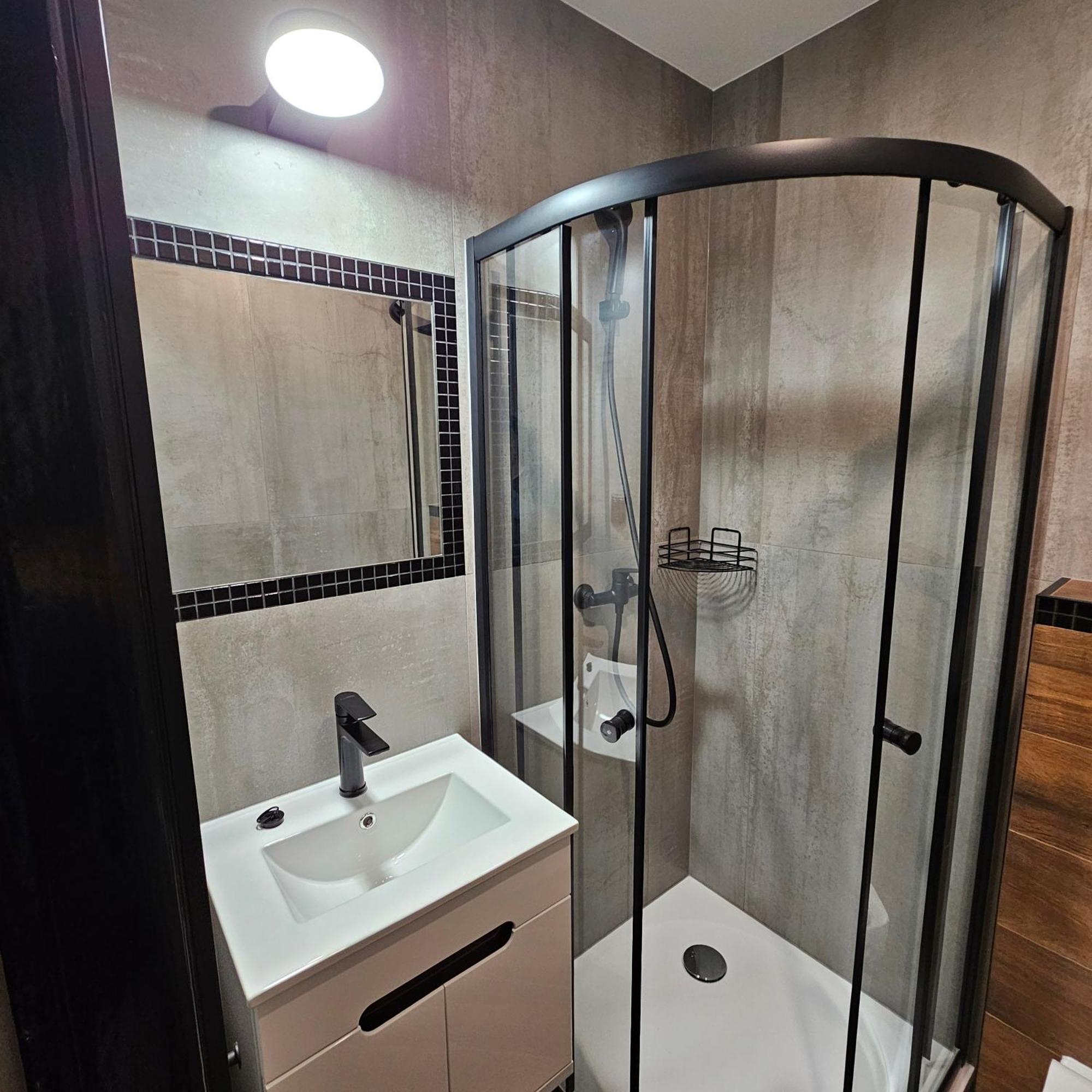 Bed and Breakfast "Zacisze" Згеж Экстерьер фото