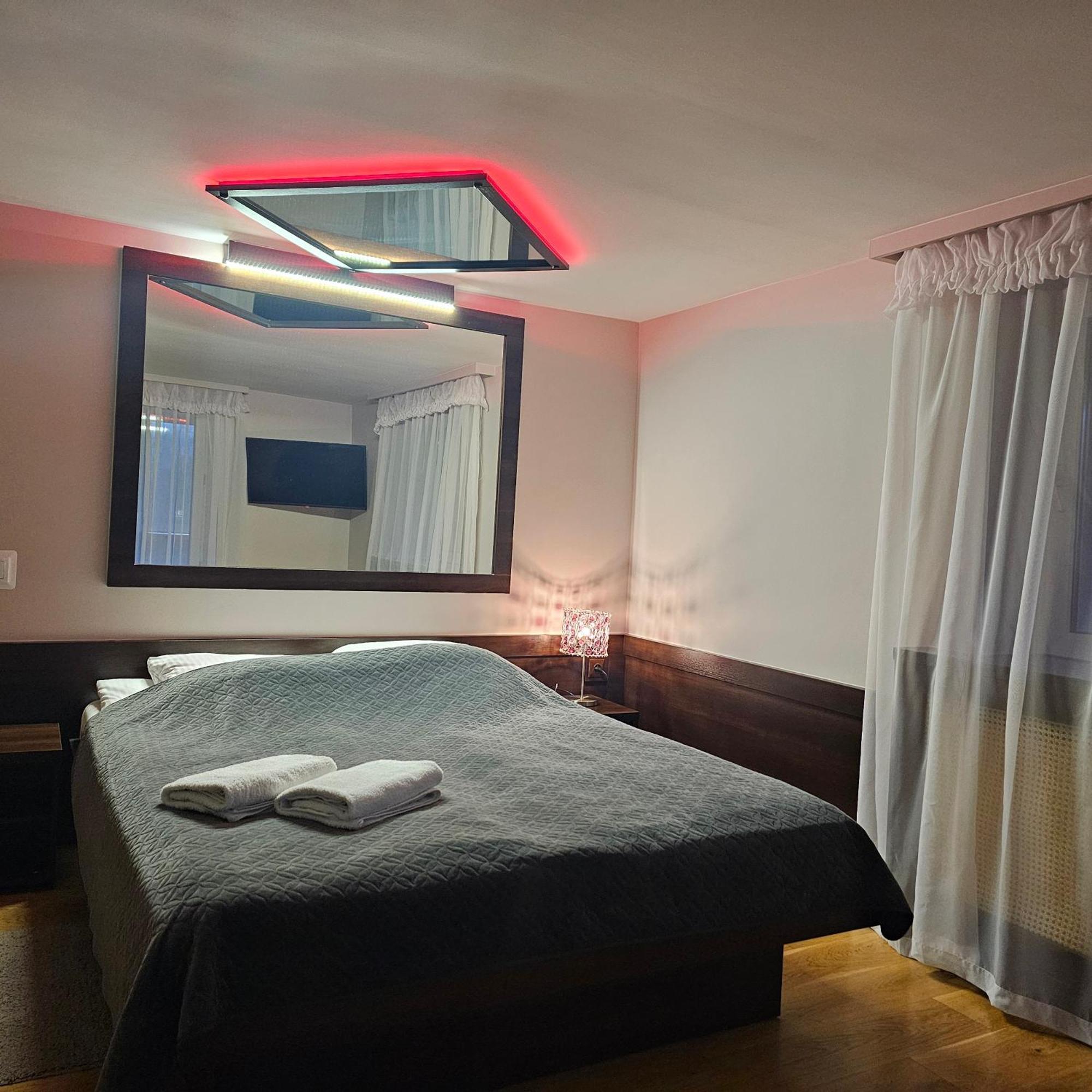 Bed and Breakfast "Zacisze" Згеж Экстерьер фото